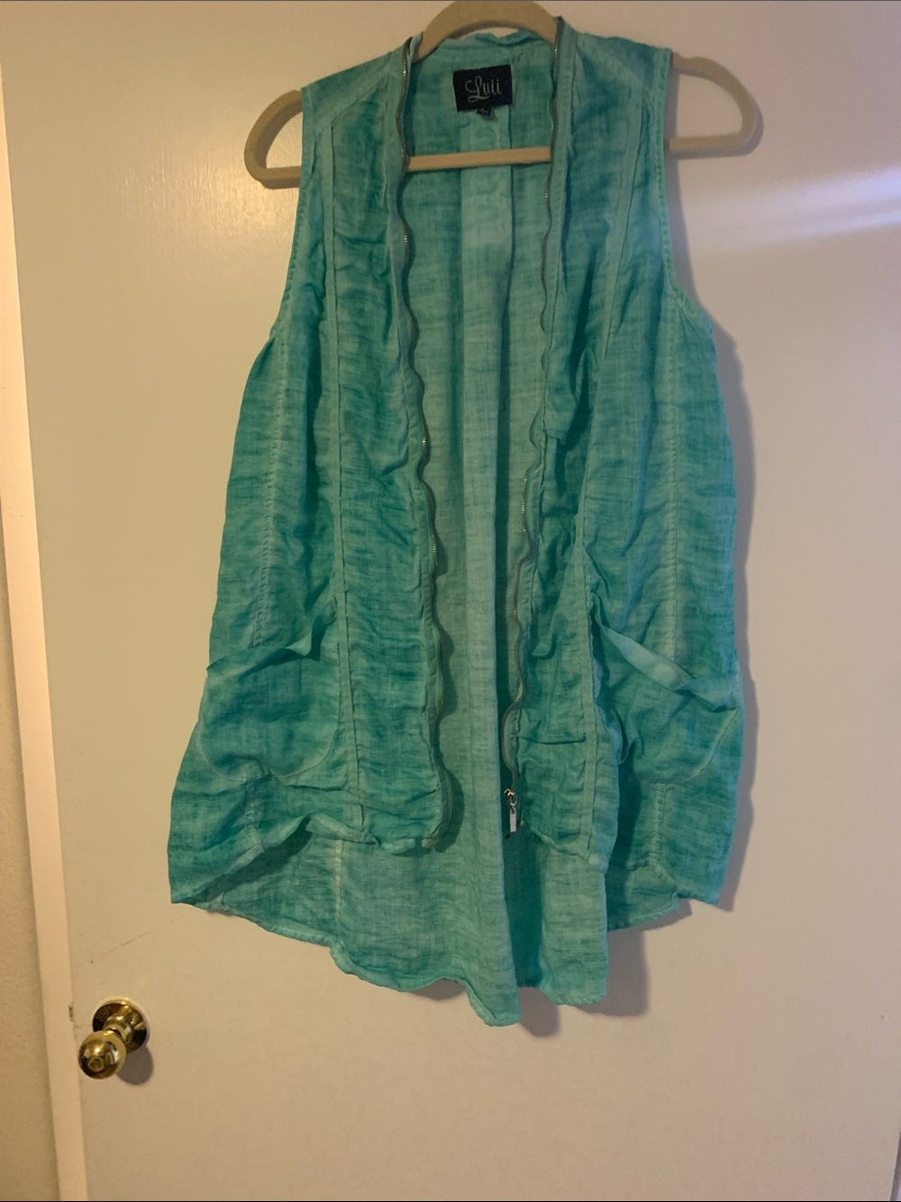 Luii Turquoise Zip Front Sleeveless Tunic Vest